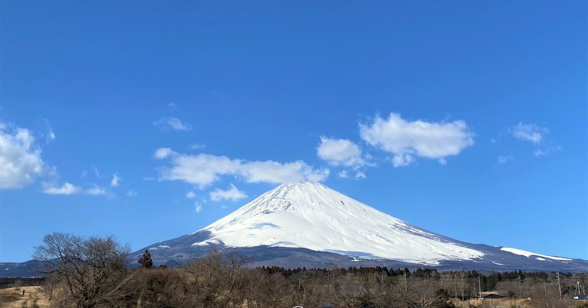 これぞ冬の到来！真っ白富士山！