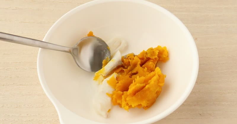 中期（7～8カ月頃）：かぼちゃと白身魚のマッシュのレシピ